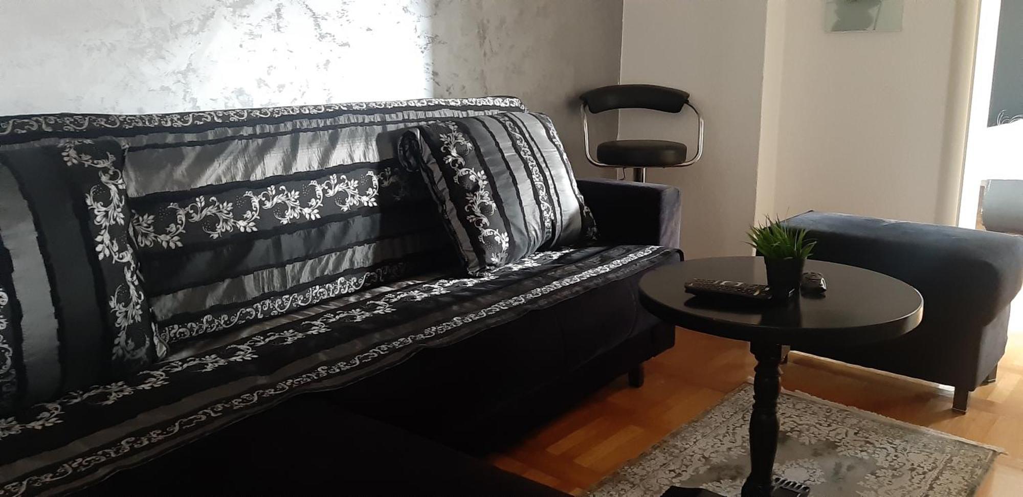 Apartman Anastasija Μπάνια Λούκα Εξωτερικό φωτογραφία